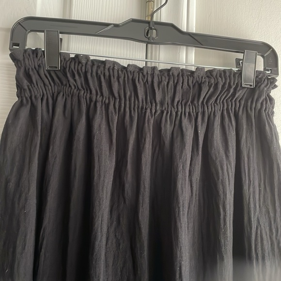 Black maxi skirt - Picture 2 of 7